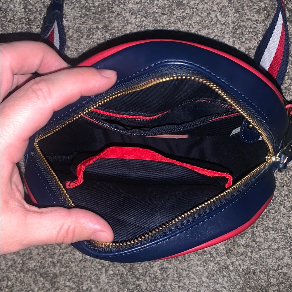 Red and Blue Star Crossbody Bag Tommy Hilfiger - Picture 5 of 5